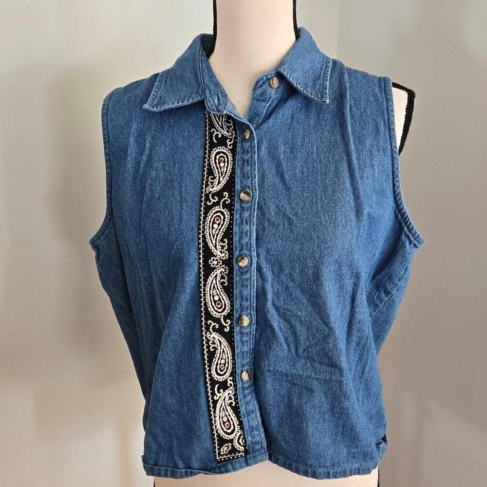 Vintage blue denim sleeveless top denim paisley trim American flag eagle L